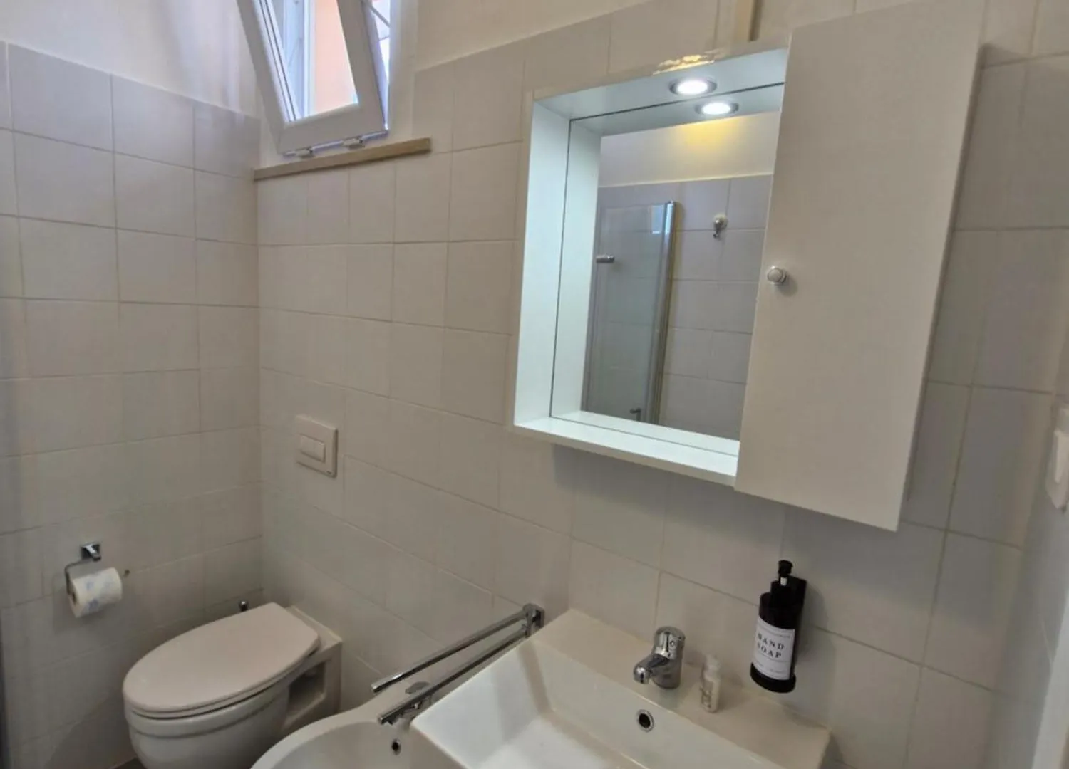 בית הארחה מלון רימיני Colivingone-Mora איטליה